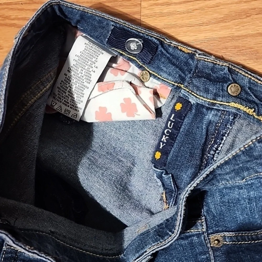 Lucky brand riley short‎ size 12